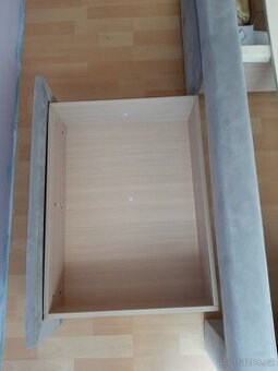 Čalouněná postel s úložným prostorem 160x200