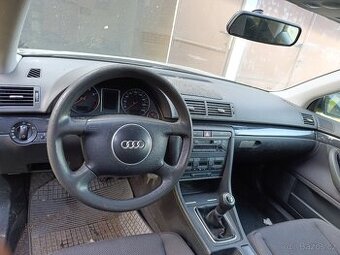 A4B6 sedan Náhradní díly