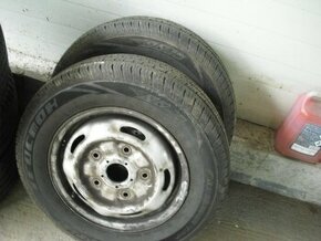 195/70 R15 C FORD TRANZIT