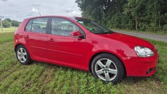 VW Golf 5 1.6 FSI 85 KW najeto 123 tisíc