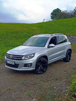 VW Tiguan R Line 2.0Tdi 130kw 4x4 DSG, 1.majitel