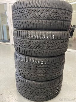 Zimní pneu přední 275/40/21 zadní 315/35/21