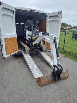 Minibagr Bobcat E10, 3x lžíce