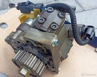 Naftové čerpadlo 2.7Hdi 150kw