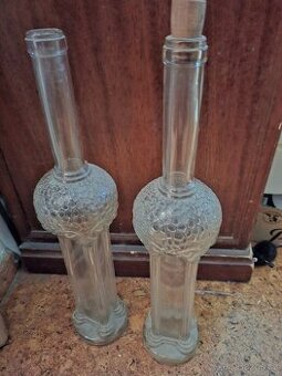 Láhve od mineralek a pivni