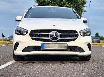 Mercedes-Benz B180 (2019)