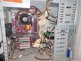Prodám funkční retro počítač, CPU Athlon XP 1800