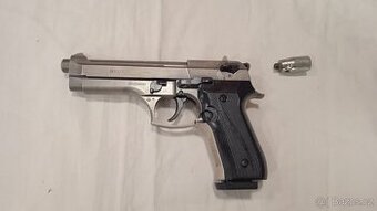 VZDUCHOVÁ PISTOLE Magnum