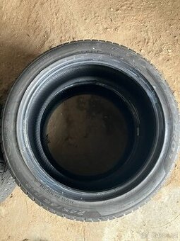 2ks zimní PIRELLI SOTTOZERO 245/45R19