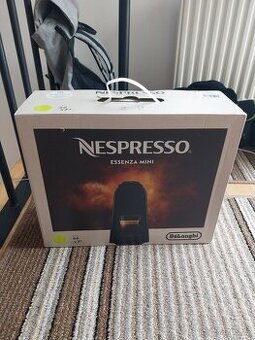 Kávovar DeLonghi - NEPOUŽITÝ zabalený