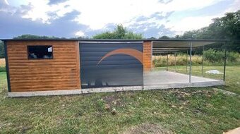 Garáž s přístřeškem 9×5m. Dovoz a montáž v ceně.