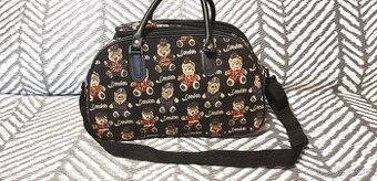 DÁMSKÁ CESTOVNÍ KABELA S MEDVÍDKAMA - LONDON