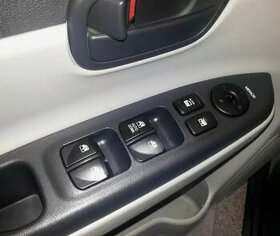 Hyundai Accent MC 2006-2012 tlačítka ovládání oken