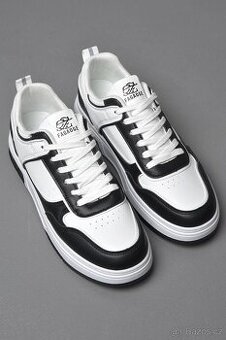 Pánské černobílé šněrovací tenisky 177387P velikost 42-43