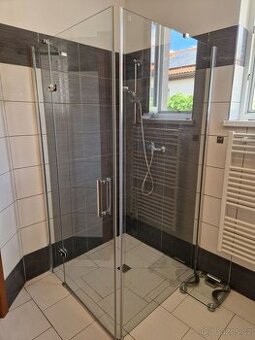 Sprchový kout Huppe, 96x96x190 cm. dveře 69 cm