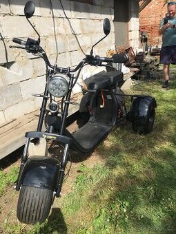 Nepoužitá tříkolka SCOOTERS C4