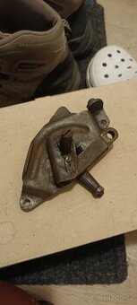 Jawa nebo ČZ vypínání spojky