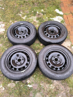 4 zimní kola ŠKODA 16´, 5x112 205/60/16 OCTAVIA IV, VW