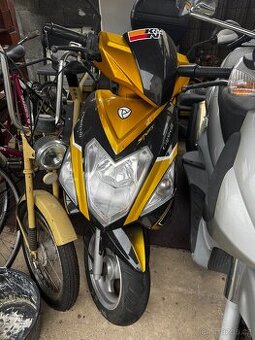 Prodám skutr HUATIAN 125ccm