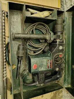 Vrtačka Metabo s příklepem