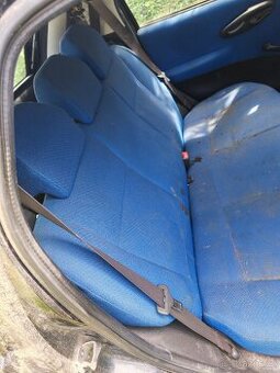 Fiat Punto 2(5-ti dveř.) - zadní sedačky
