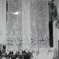 Záclona bílá, 166x145/155 cm, na tyč