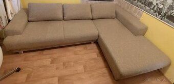 Prostorná rohová sedačka v moderním designu