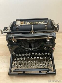 Psací stroj UNDERWOOD v perfektním stavu