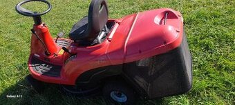Zahradni traktor