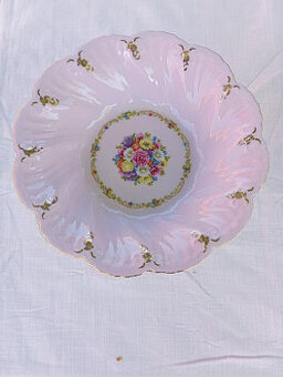 Mísa z růžového porcelánu značky Leander