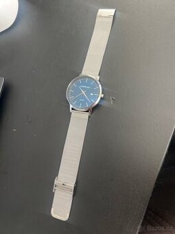 Hodinky CRRJU Quartz