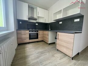 Pronájem zrekonstruovaného bytu 3+1/L + garáž (72 m2) Nerudo