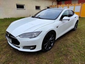 Tesla Model S P85+ 2014 zdarma dobijeni