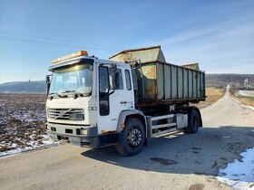 Hakovy nosic kontajnerov Volvo FL6 2001 202000km