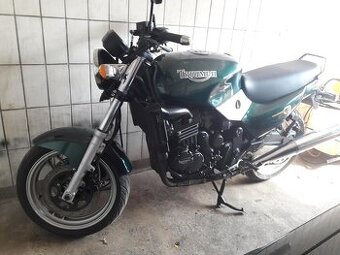 Triumph Trident 750