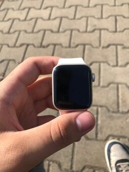 Apple Watch SE