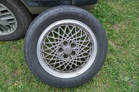 Chrysler LeBaron originál 16" kola