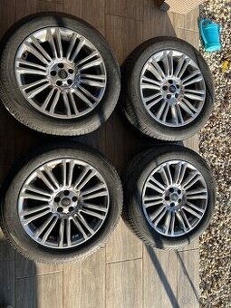 Original Range Rover Evoque 235/55 R19 letní