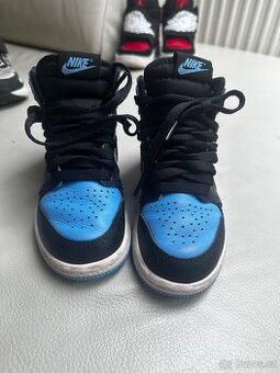 Nike Air Jordan 1 UNC