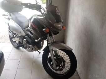 Suzuki xf 650 Freewind - 1