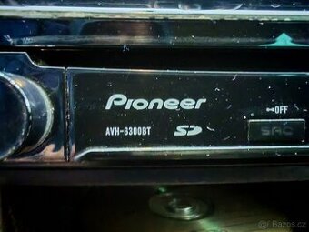 Pioneer AVH-6300BT - 1