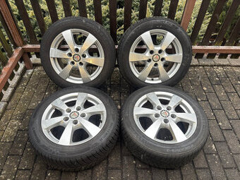 Alu kola 16" s pneu 205/55 R16 - Mercedes