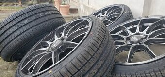 OZ racing hyper gt hlt 5x120 r19