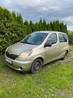 Toyota Yaris Verso 1.3i 63kw rok 2000 STK 08/2025 Euro3