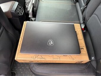 MSI Thin A15 RTX 4050 - 1