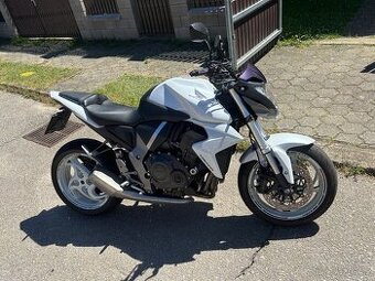 Honda CB1000R 2008 cerstve po servisu