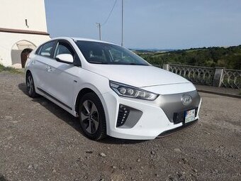 Hyundai ioniq, 88kw, batéria 28.3kw, 28tis km