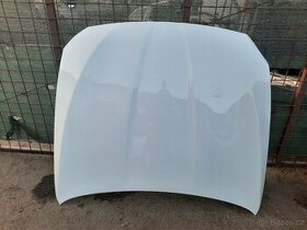 bmw 5 F10 F11 - predni kapota
