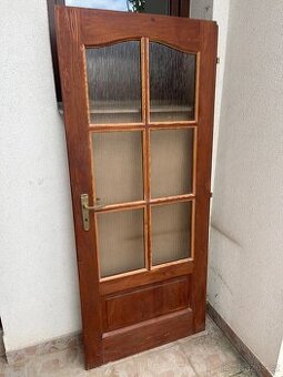 Dveře dřevěné, prosklené 80 pravé