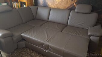 Kožený rohový rozkládací gauč